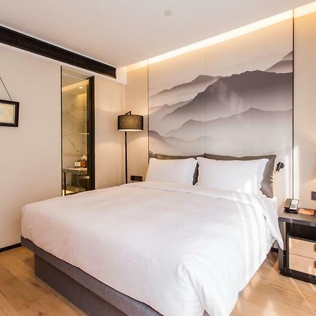 Howard Johnson By Wyndham Life Zhuoyuan Ningbo Zewnętrze zdjęcie