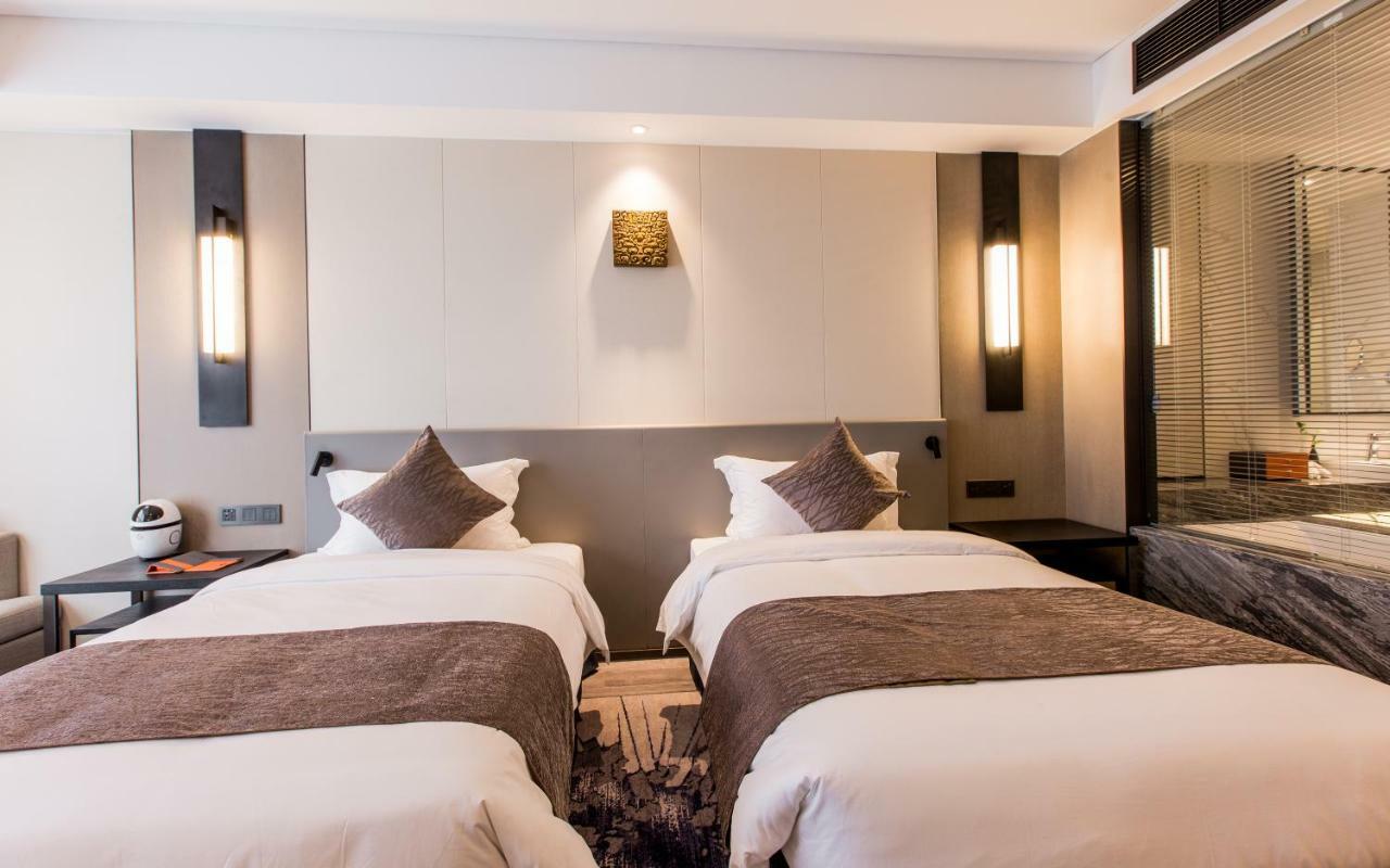 Howard Johnson By Wyndham Life Zhuoyuan Ningbo Zewnętrze zdjęcie