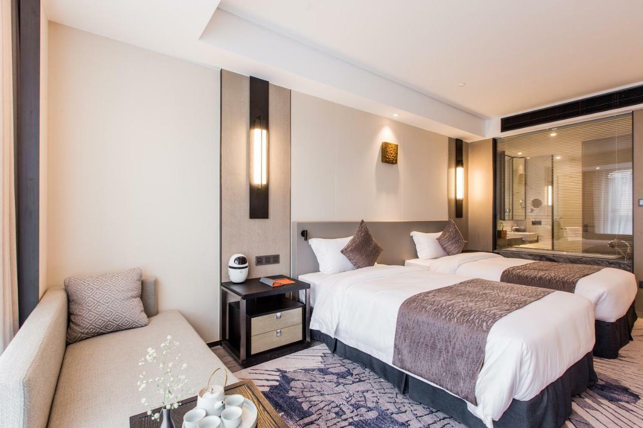 Howard Johnson By Wyndham Life Zhuoyuan Ningbo Zewnętrze zdjęcie