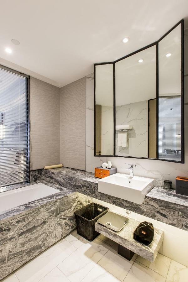 Howard Johnson By Wyndham Life Zhuoyuan Ningbo Zewnętrze zdjęcie