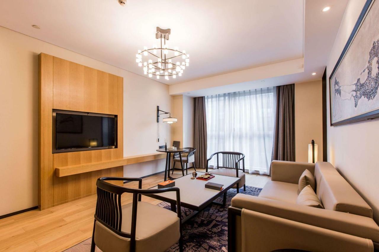 Howard Johnson By Wyndham Life Zhuoyuan Ningbo Zewnętrze zdjęcie