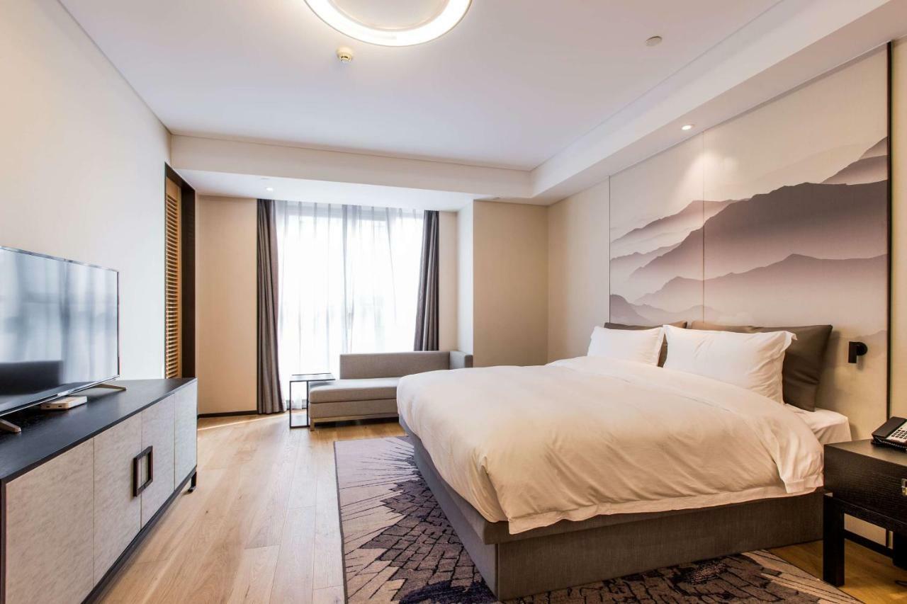Howard Johnson By Wyndham Life Zhuoyuan Ningbo Zewnętrze zdjęcie