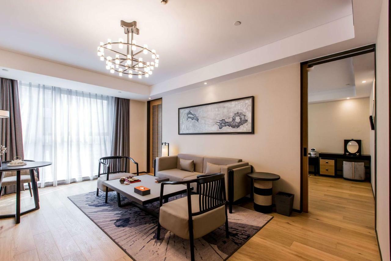 Howard Johnson By Wyndham Life Zhuoyuan Ningbo Zewnętrze zdjęcie