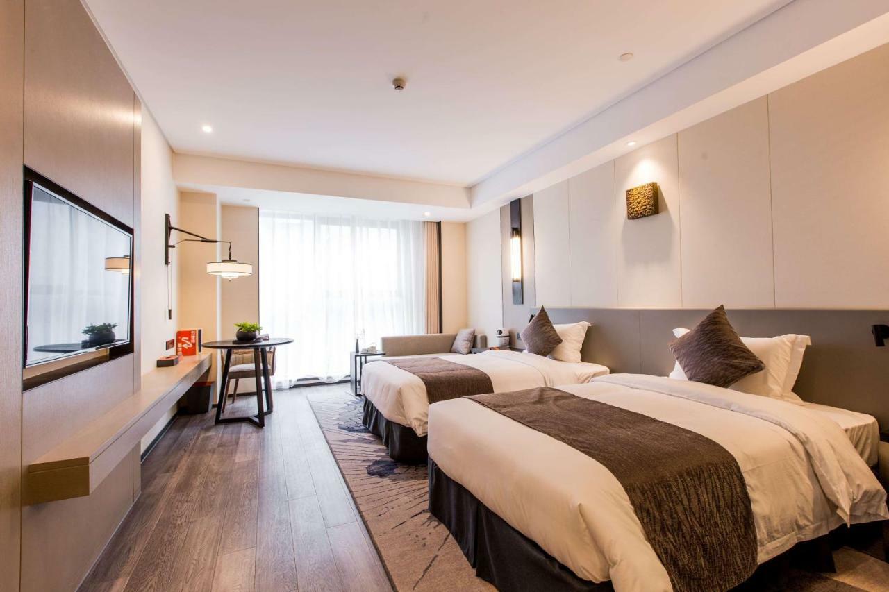 Howard Johnson By Wyndham Life Zhuoyuan Ningbo Zewnętrze zdjęcie